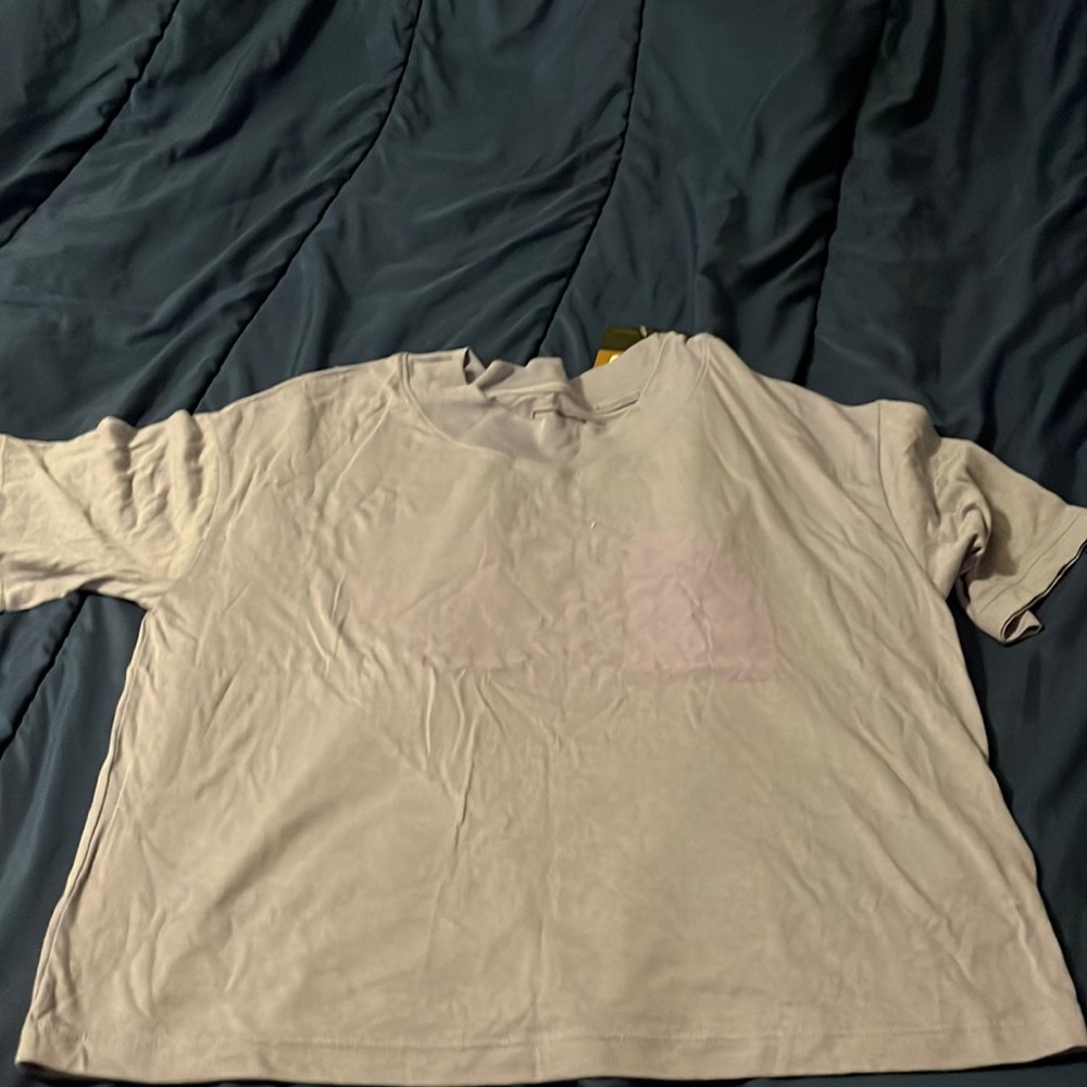 Side is xs but looks like a large or medium